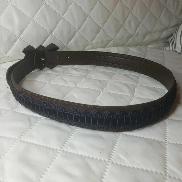 Vtg,Rodier Brown Suede/Leather Womans Belt with large Metal Buckle Size 34 1/2. - Picture 3 of 7